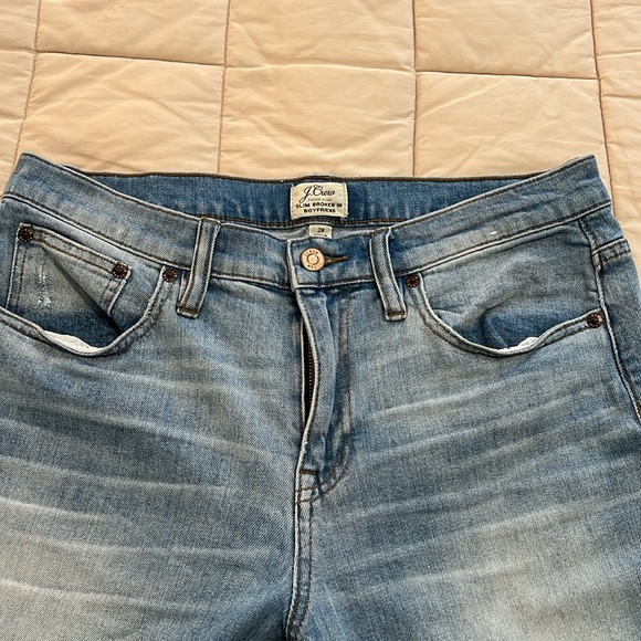J. Crew slim broken in boyfriend Jean light wash size 28 with distressing - Picture 6 of 8